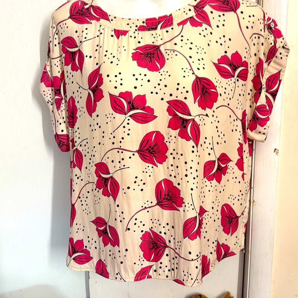 Cabi Boxy Blouse Medium Cream & Pink Floral Short Sleeve Pullover  Size XL